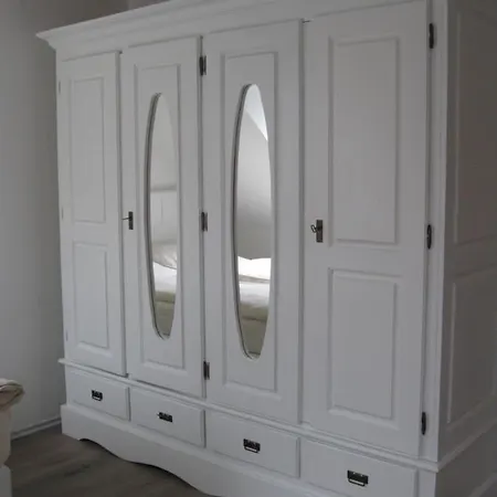 Bubi 2 Schlafzimmer, 1 Wohnkueche, Bad アパート アウリッヒ